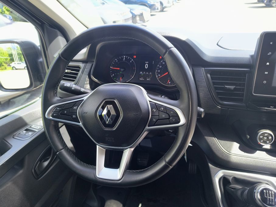 NOWA LOKALIZACJA Renault Trafic L2H1 2.0 dci 130KM Zabudowa Warsztatowa Vat23% 20
