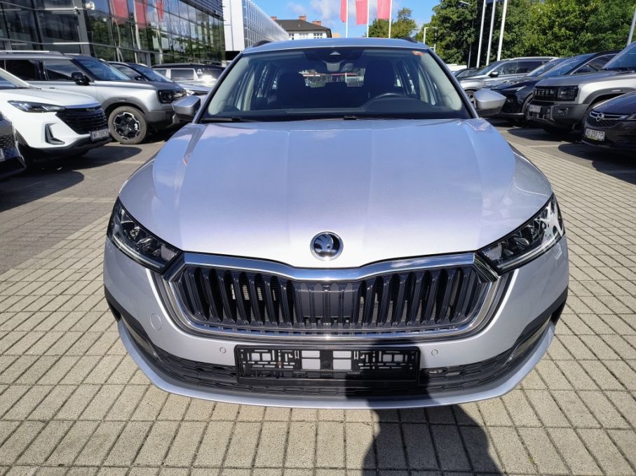 NOWA LOKALIZACJA Skoda Octavia 2.0 tdi 150km Automat Virtual Cockpit Navi Serwis  9