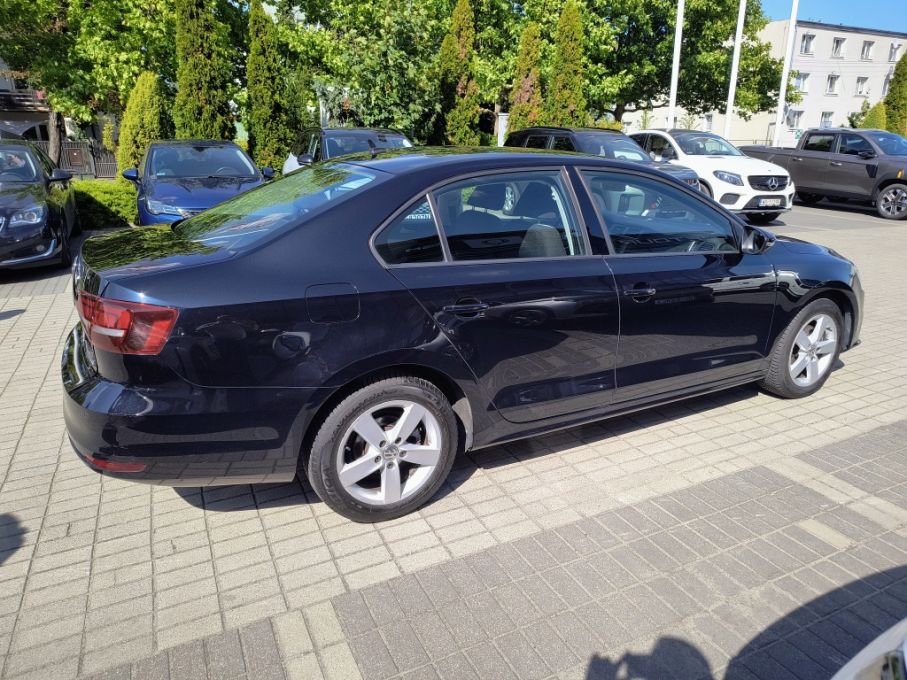 NOWA LOKALIZACJA VW Jetta 1.4 TSI 125KM SalonPL Niski Przebieg Gwarancja 7