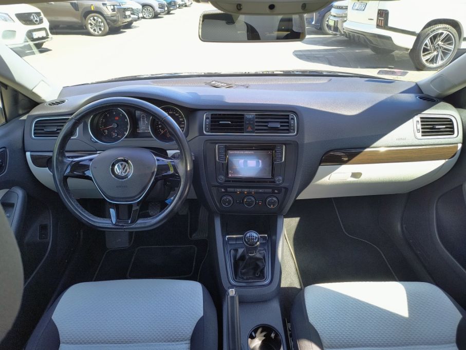 NOWA LOKALIZACJA VW Jetta 1.4 TSI 125KM SalonPL Niski Przebieg Gwarancja 22