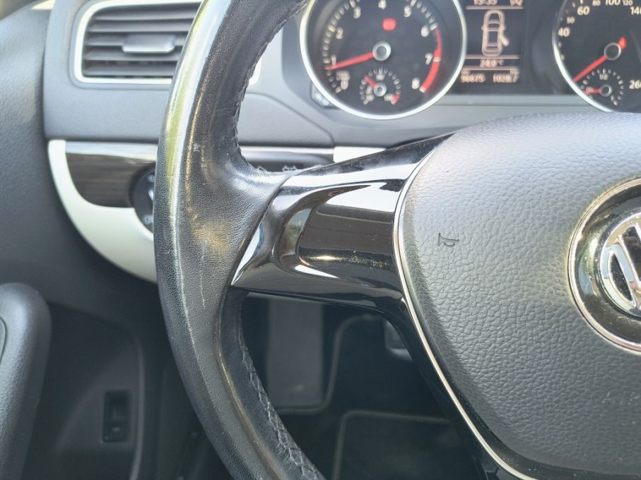 NOWA LOKALIZACJA VW Jetta 1.4 TSI 125KM SalonPL Niski Przebieg Gwarancja 24