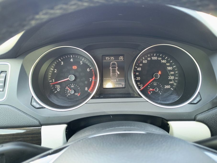 NOWA LOKALIZACJA VW Jetta 1.4 TSI 125KM SalonPL Niski Przebieg Gwarancja 25