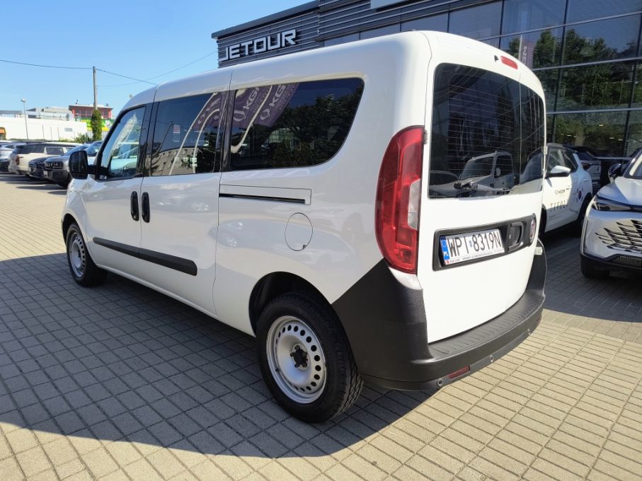 FIAT DOBLO 1,4 BENZYNA 95 KM  4