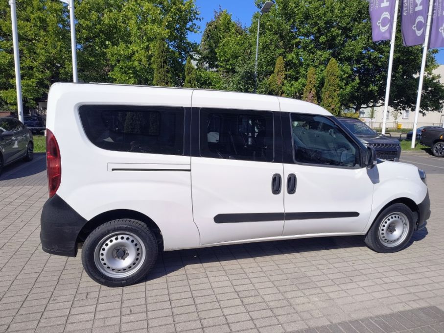 FIAT DOBLO 1,4 BENZYNA 95 KM  7
