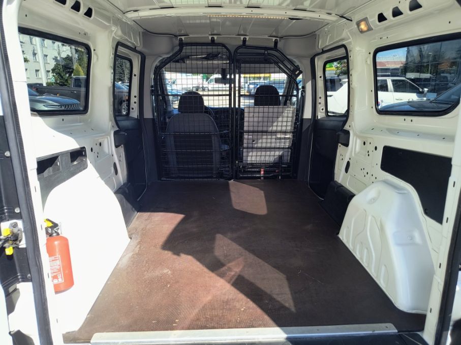 FIAT DOBLO 1,4 BENZYNA 95 KM  19