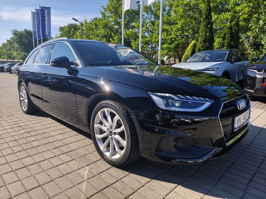 AUDI A4 40 TFSI AVANT SALON GWARANCJA VAT23 7