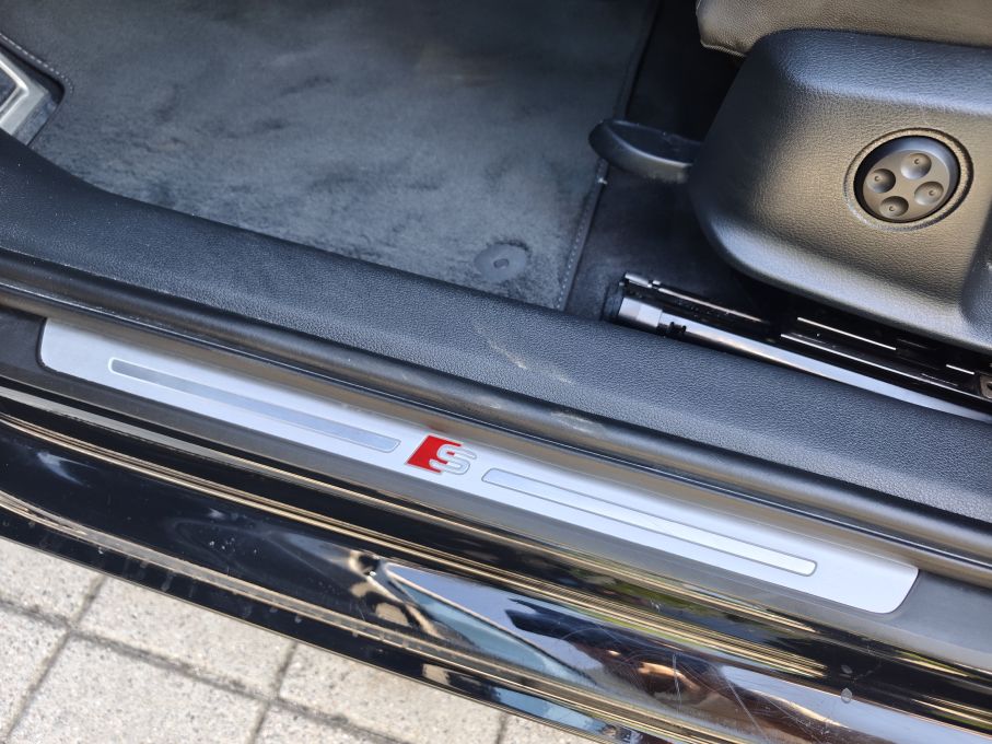 AUDI A4 40 TFSI AVANT SALON GWARANCJA VAT23 20
