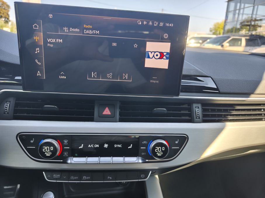 AUDI A4 40 TFSI AVANT SALON GWARANCJA VAT23 23