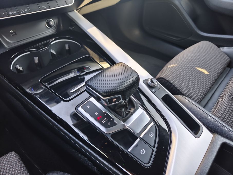 AUDI A4 40 TFSI AVANT SALON GWARANCJA VAT23 24