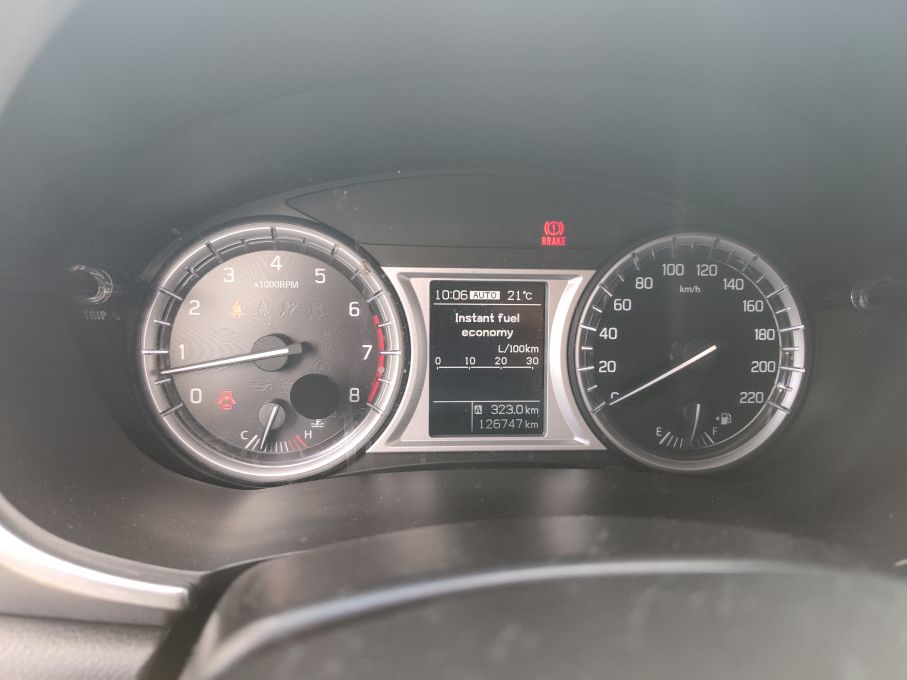 SUZUKI VIATAR 1,6 16V 120 KM 4X4 PREMIUM 19