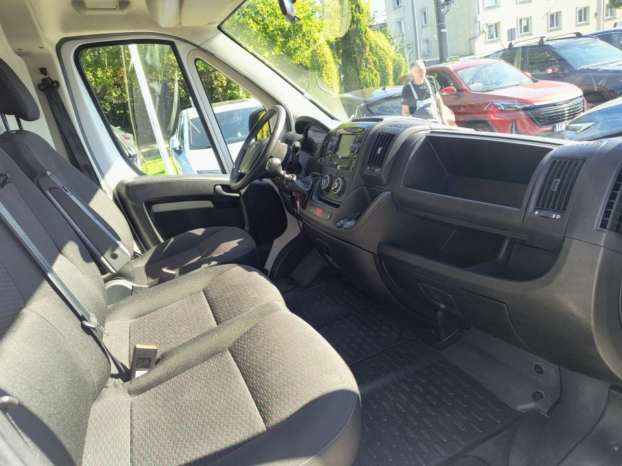 NOWA LOKALIZACJA Opel Movano 2.2CDTI 140KM L2H2 Niski Przebieg Vat23% 12
