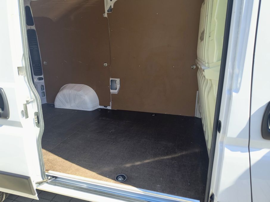 NOWA LOKALIZACJA Opel Movano 2.2CDTI 140KM L2H2 Niski Przebieg Vat23% 25