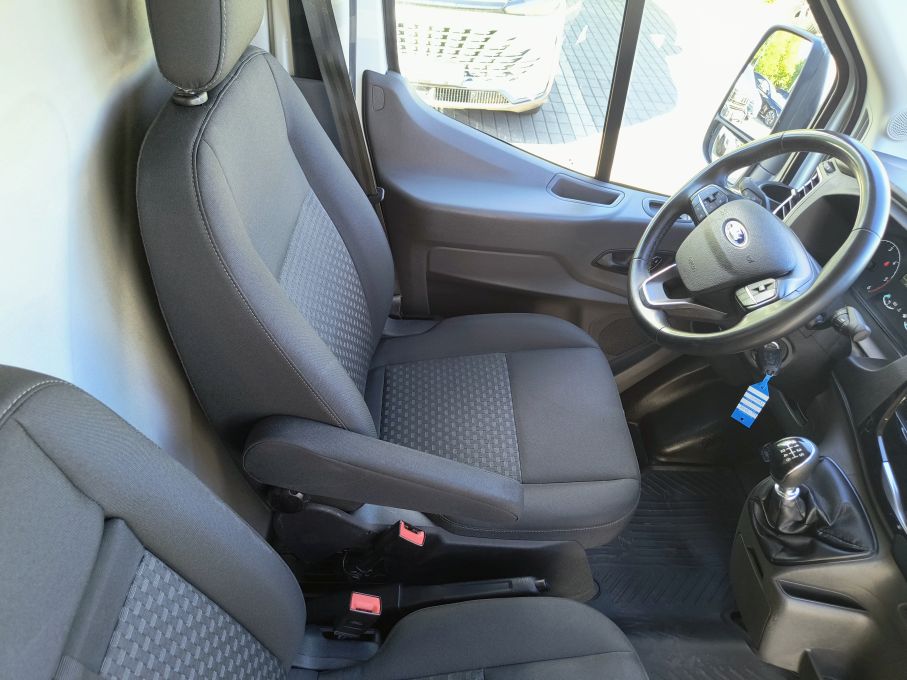 NOWA LOKAZLIZACJA Ford Transit L3H2 2.0 dci 130KM SalonPL NiskiPrzebieg Vat23% 16