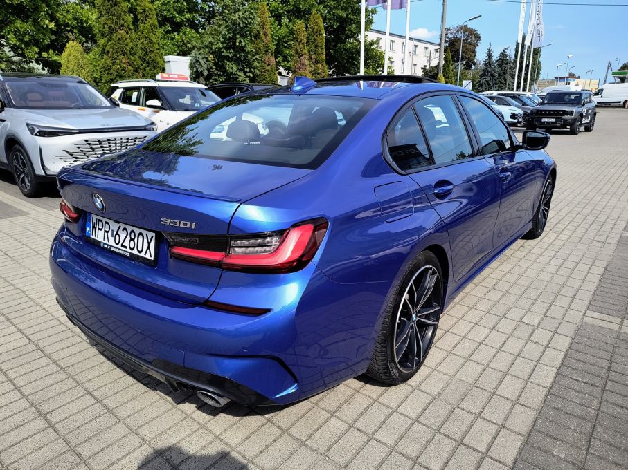 NOWA LOKALIZACJA Bmw 330i x drive 255KM M pakiet Piekny kolor 6
