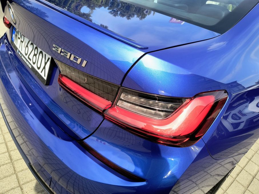 NOWA LOKALIZACJA Bmw 330i x drive 255KM M pakiet Piekny kolor 12