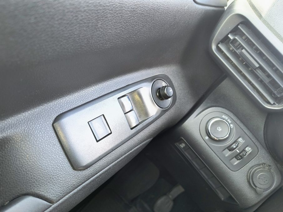 NOWA LOKALIZACJA Opel Combo 1.5cdti XL 2xdrzwi Niski Przebieg  Vat23% 21