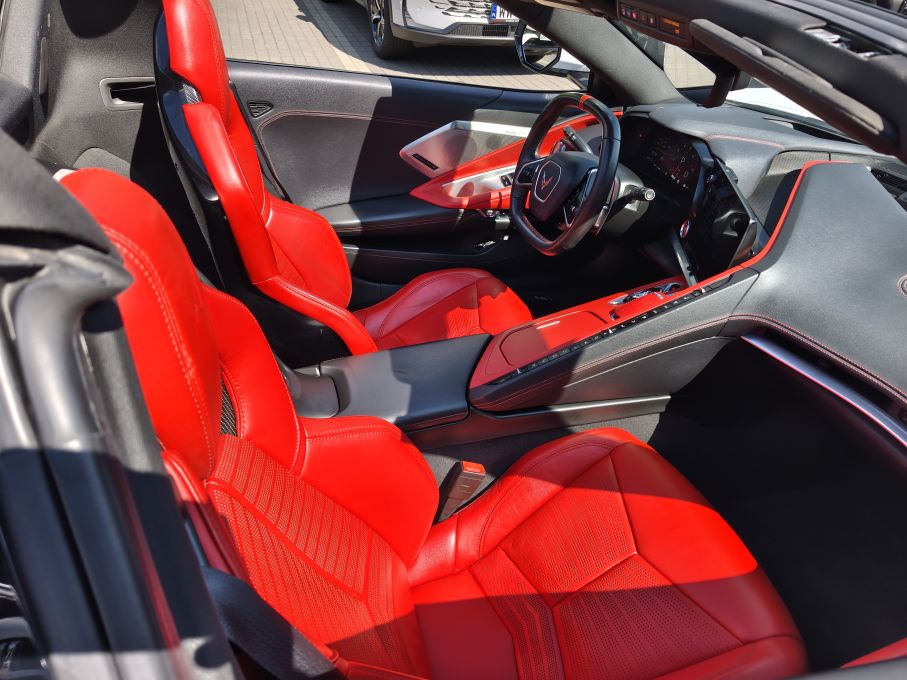 NOWA LOKALIZACJA Chevrolet Corvette Stingray LT2 Cabrio 6.2 V8 483KM 13