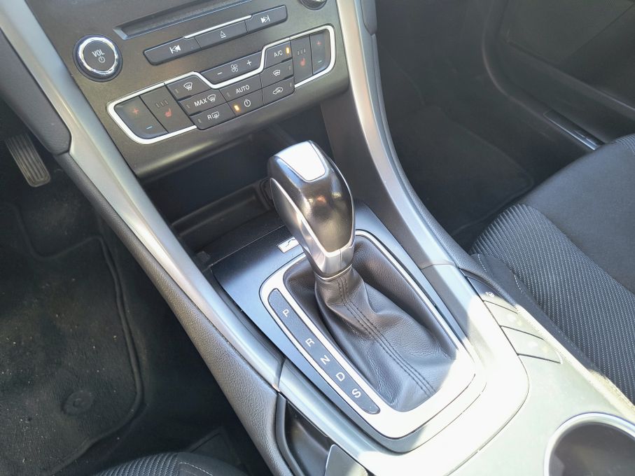 NOWA LOKALIZACJA Ford Mondeo 2.0 tdci 180KM Automat Navi Titanium 22