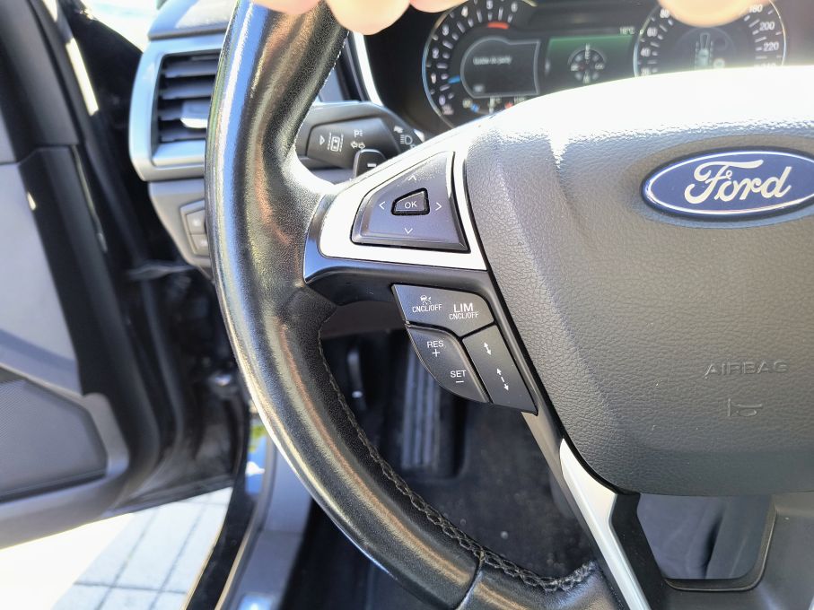 NOWA LOKALIZACJA Ford Mondeo 2.0 tdci 180KM Automat Navi Titanium 24