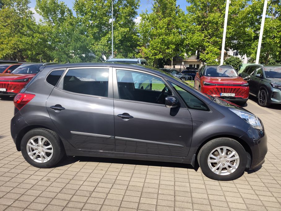 NOWA LOKALIZACJA Kia Venga Business Line  1.6 125KM  Navi Kamera Salon PL  5