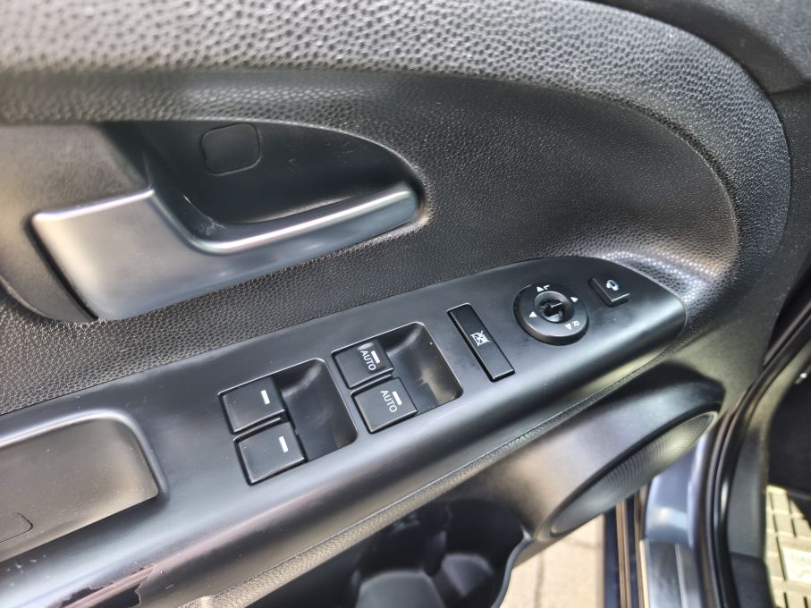 NOWA LOKALIZACJA Kia Venga Business Line  1.6 125KM  Navi Kamera Salon PL  15