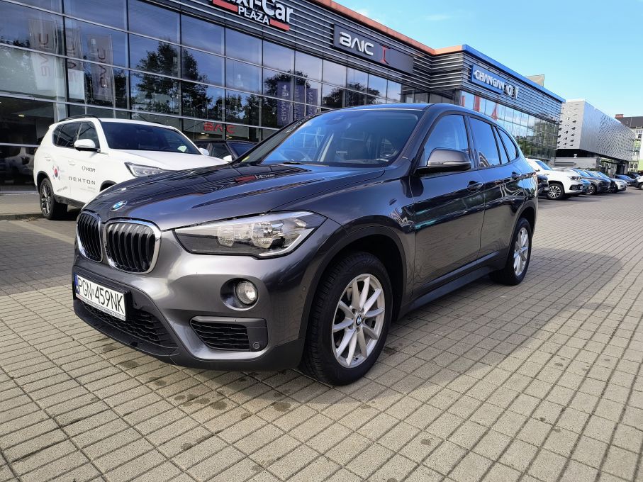 NOWA LOKALIZACJA BMW X1 2.0D Bezwypadkowa Serwis BMW Navi Gwarancja 2