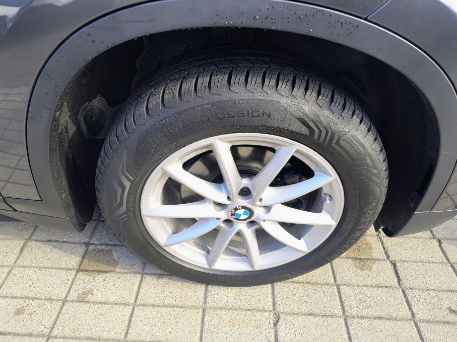 NOWA LOKALIZACJA BMW X1 2.0D Bezwypadkowa Serwis BMW Navi Gwarancja 11