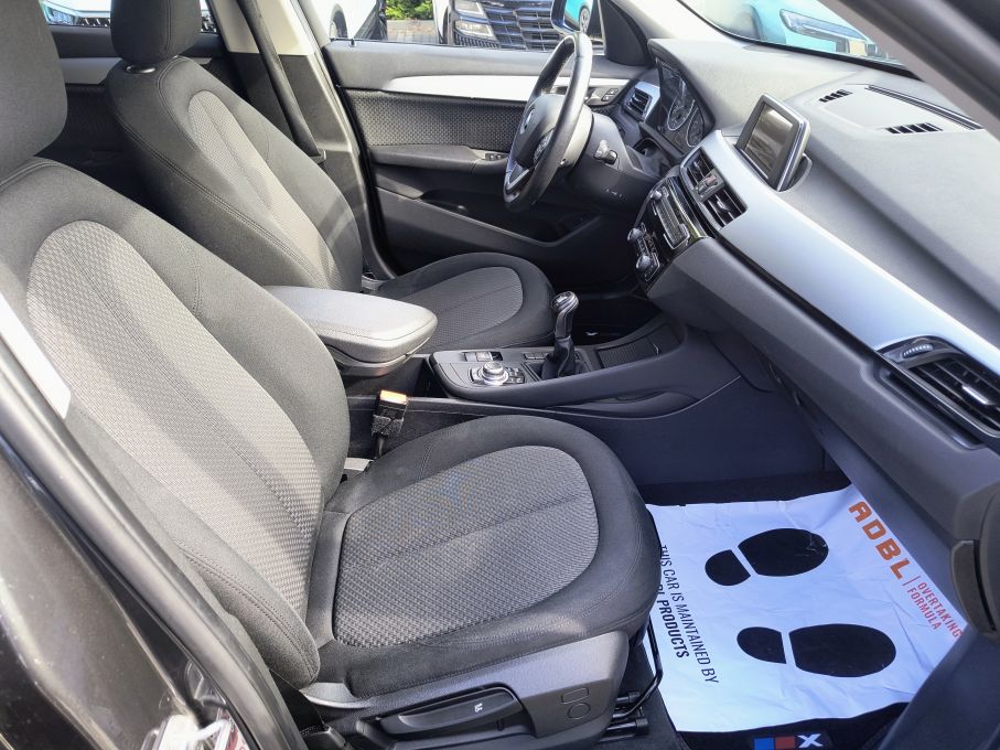 NOWA LOKALIZACJA BMW X1 2.0D Bezwypadkowa Serwis BMW Navi Gwarancja 13