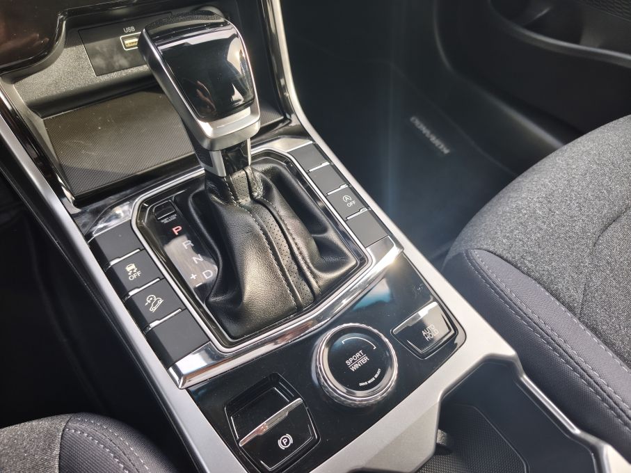 NOWA LOKALIZACJA SsangYong KGM Korando Automat Jak Nowy 19