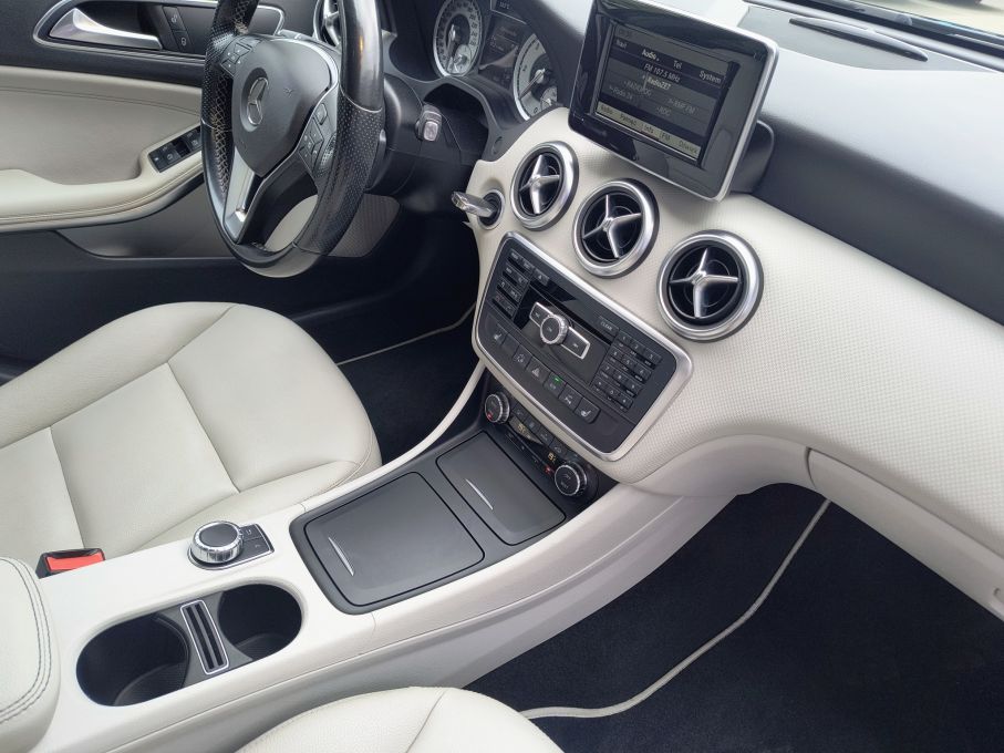 NOWA LOKALIZACJA Mercedes A180 1.5D Urban Salon PL Skóra Automat navi kamera 15
