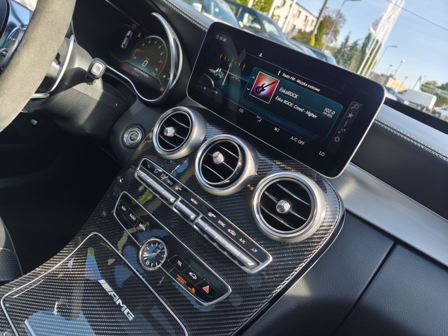 NOWA LOKALIZACJA Mercedes C63S 510KM Seden Piekny kolor Zamiana 19