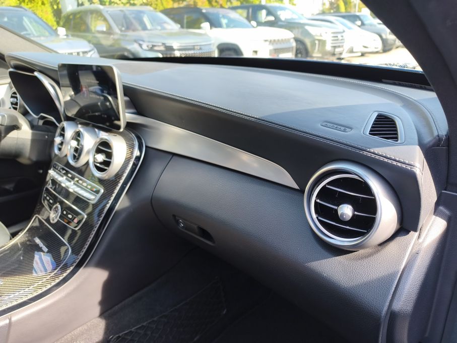 NOWA LOKALIZACJA Mercedes C63S 510KM Seden Piekny kolor Zamiana 20