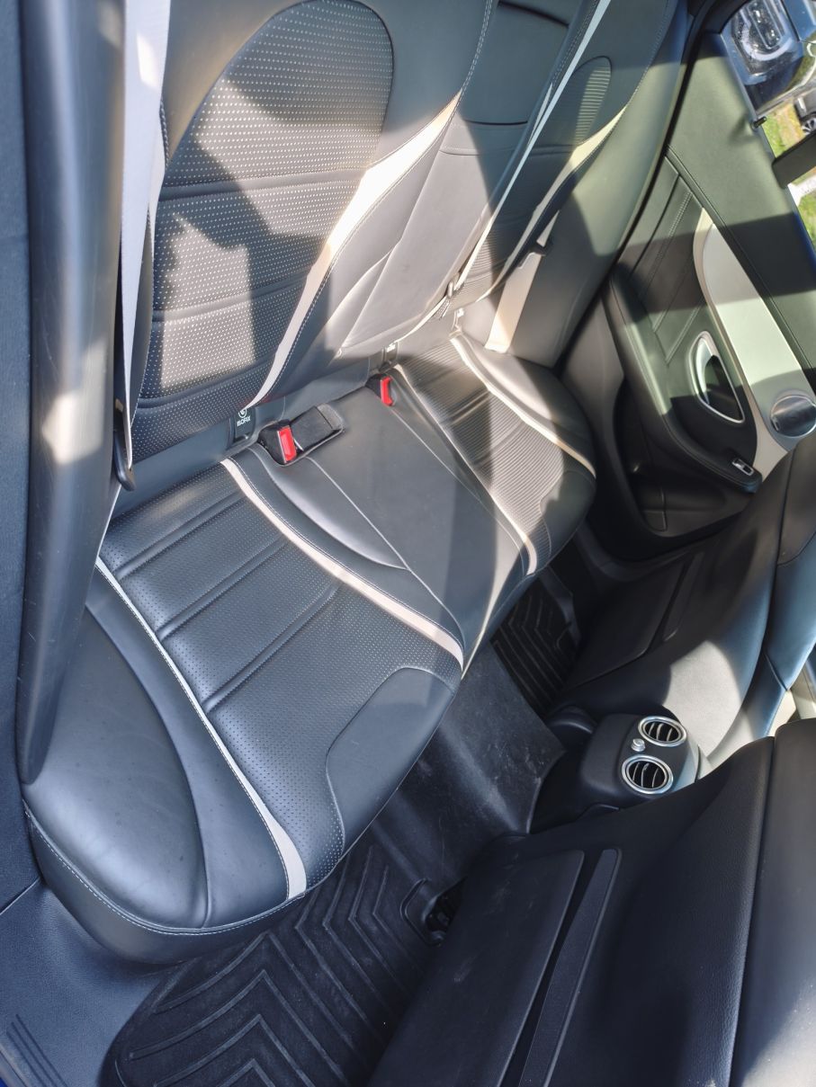 NOWA LOKALIZACJA Mercedes C63S 510KM Seden Piekny kolor Zamiana 22