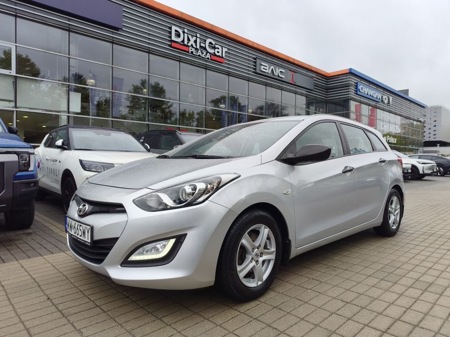NOWA LOKALIZACJA Hyundai i30 1.6crd 110KM Salon PL Niski Przebieg Serwis 2