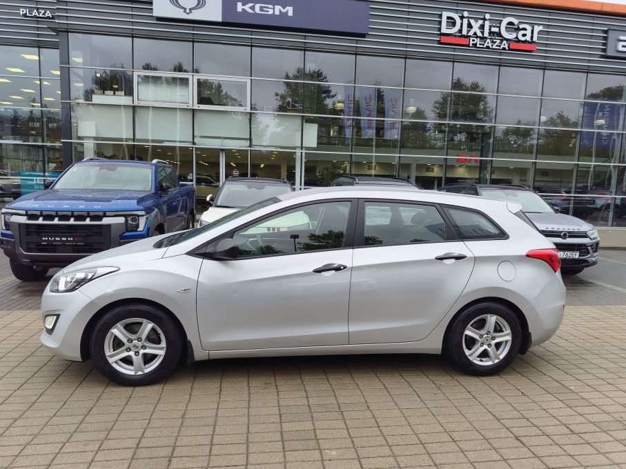 NOWA LOKALIZACJA Hyundai i30 1.6crd 110KM Salon PL Niski Przebieg Serwis 3