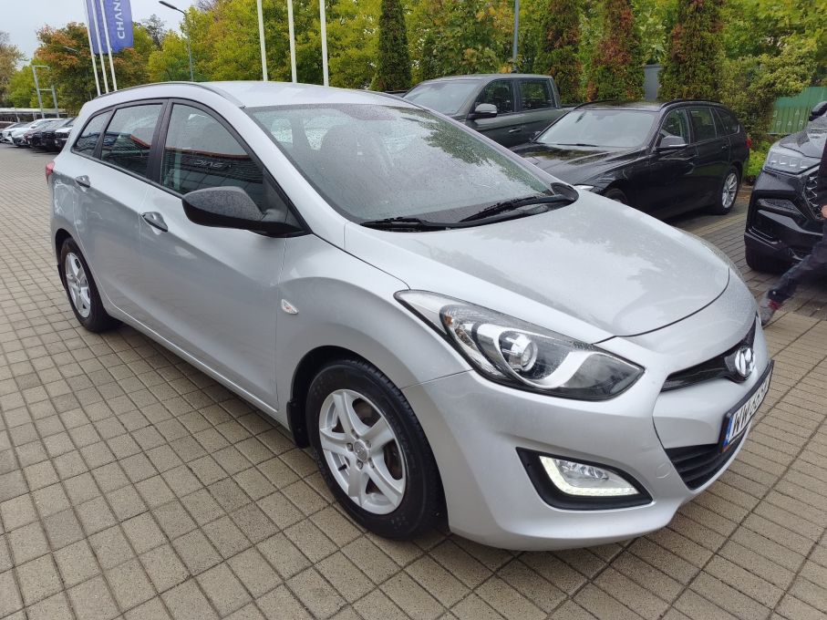 NOWA LOKALIZACJA Hyundai i30 1.6crd 110KM Salon PL Niski Przebieg Serwis 8
