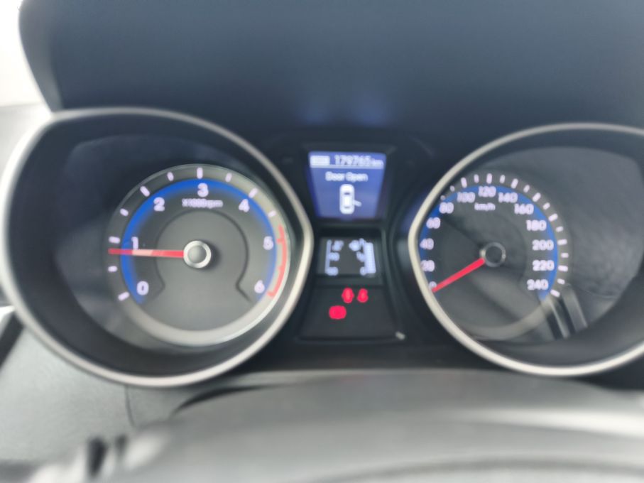 NOWA LOKALIZACJA Hyundai i30 1.6crd 110KM Salon PL Niski Przebieg Serwis 19