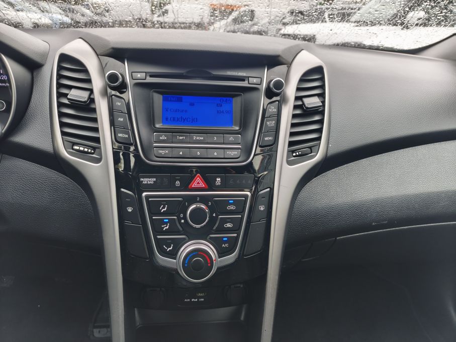 NOWA LOKALIZACJA Hyundai i30 1.6crd 110KM Salon PL Niski Przebieg Serwis 22