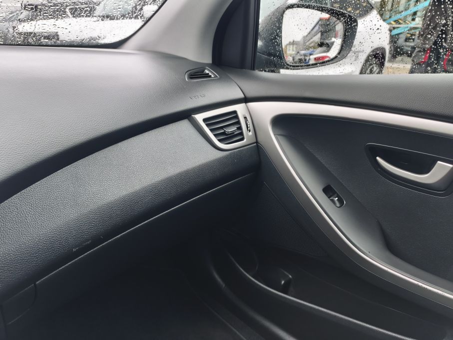 NOWA LOKALIZACJA Hyundai i30 1.6crd 110KM Salon PL Niski Przebieg Serwis 23