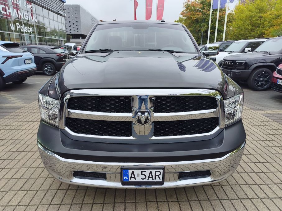 NOWA LOKALIZACJA Dodge Ram 1500 Classic 5,7 Hemi Niski Przebieg 9