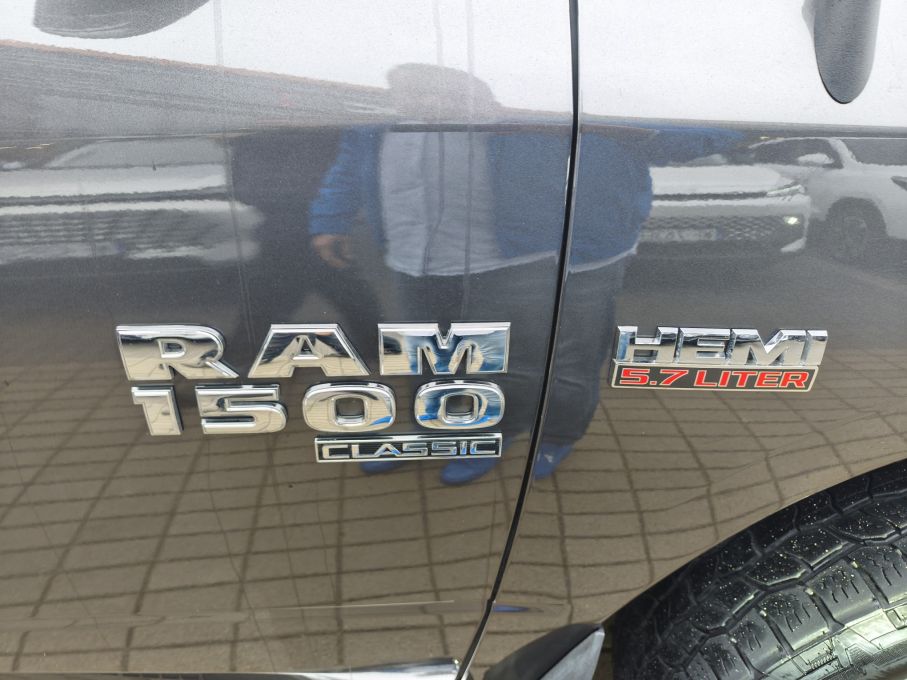 NOWA LOKALIZACJA Dodge Ram 1500 Classic 5,7 Hemi Niski Przebieg 12
