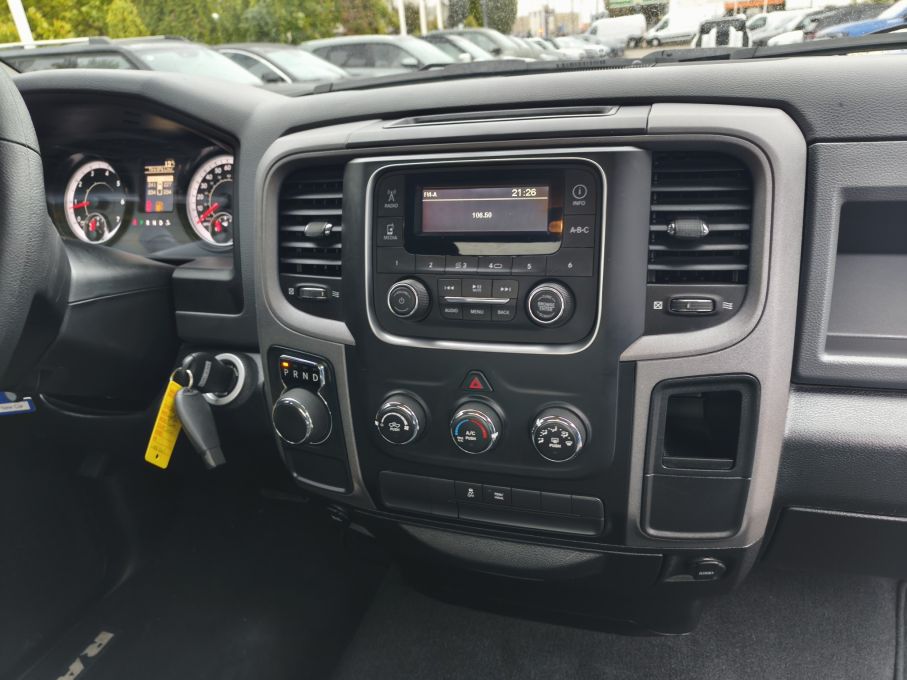 NOWA LOKALIZACJA Dodge Ram 1500 Classic 5,7 Hemi Niski Przebieg 20