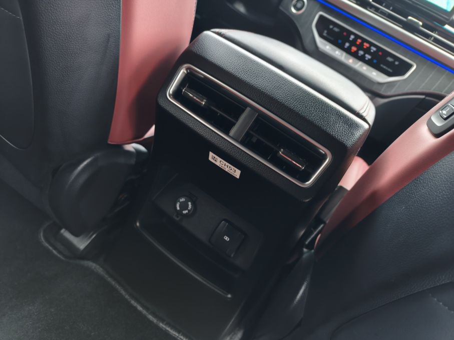 KGM REXTON 2.2 Diesel BLACK EDITION 4WD 23