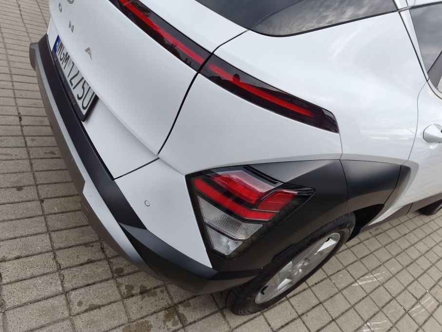 NOWA LOKALIZACJA Hyundai Kona 1.6T 138KM Executive perła SalonPL Gwarancja 13
