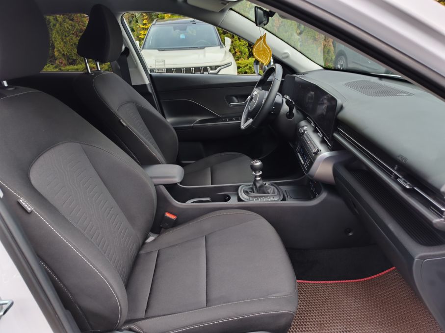 NOWA LOKALIZACJA Hyundai Kona 1.6T 138KM Executive perła SalonPL Gwarancja 17