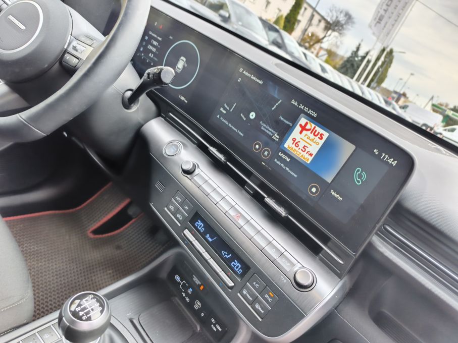 NOWA LOKALIZACJA Hyundai Kona 1.6T 138KM Executive perła SalonPL Gwarancja 19