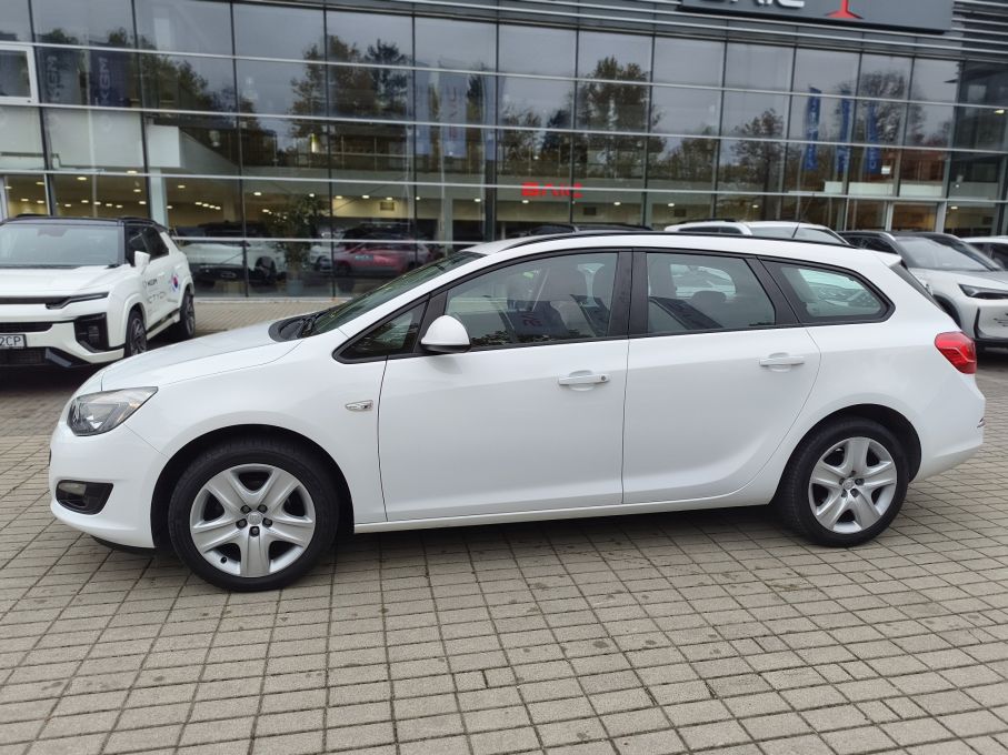 Opel Astra IV Sports Tourer 1,6 benzyna 115KM Niski Przebieg Serwis Gwarancja 2