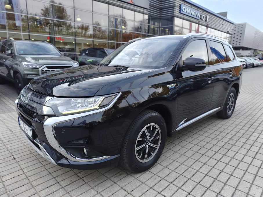 Mitsubishi Outlander 2.4 PHEV 4X4 LIFT