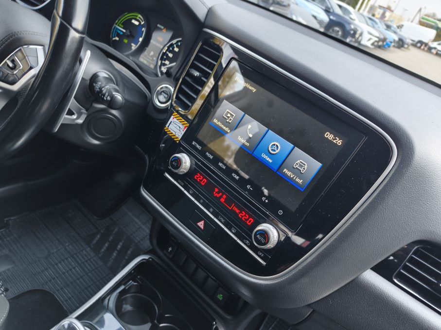 Mitsubishi Outlander 2.4 PHEV 4X4 LIFT 18
