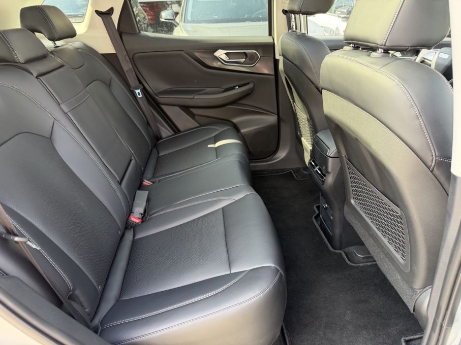 BAIC 7 Luxury+Comfort 1.5 177KM AT7 2WD 12
